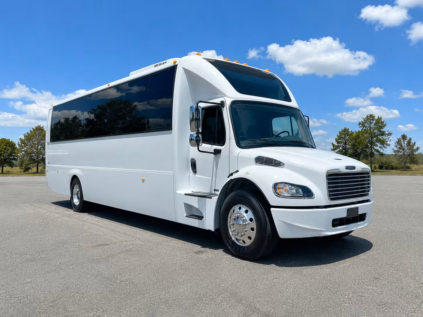 party buses and charter buses for yakima valley sundome concert crowds