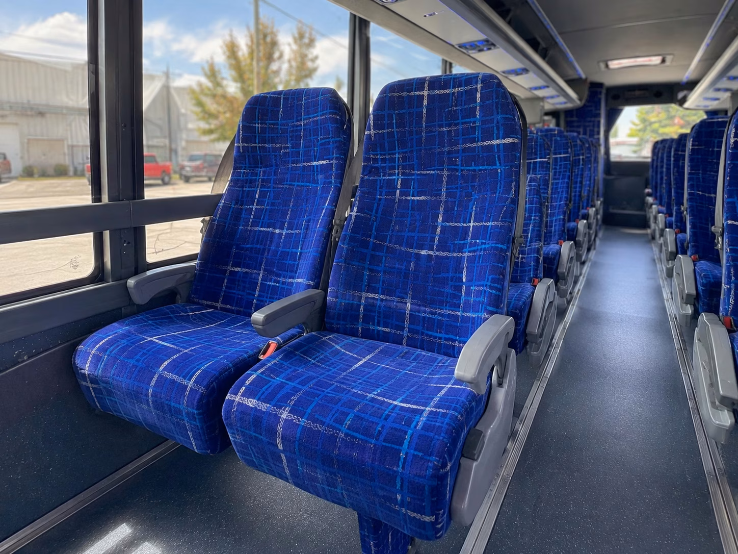 yakima charter bus rentals to the yakima valley museum