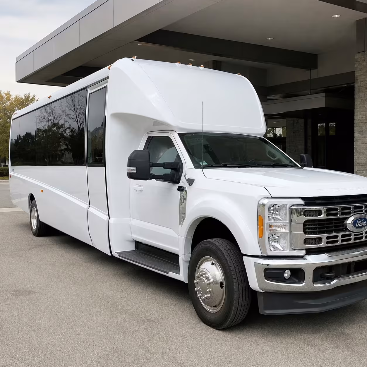 yakima minibus rentals for vineyard and downtown weddings