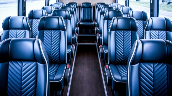 yakima 20 passenger minibus rental