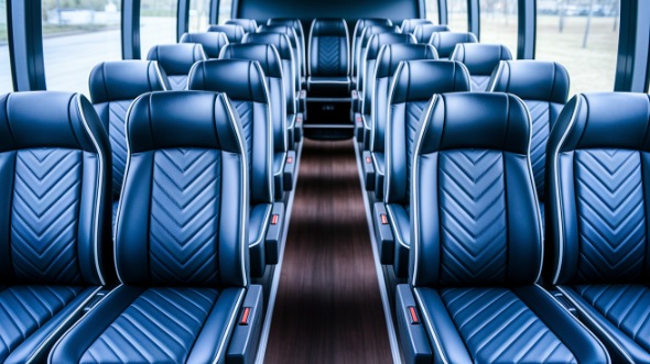 yakima 30 passenger minibus rental